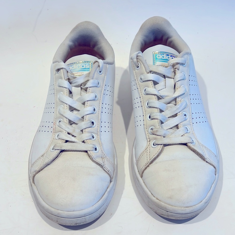 Adidas Cloud foam White Sz 7.5 Sneakers